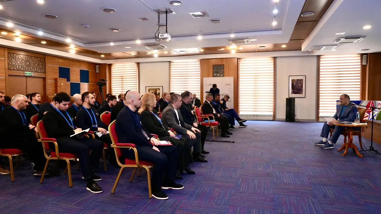 Сергей Меликов встречается с участниками республиканской программы развития «Доблесть гор»