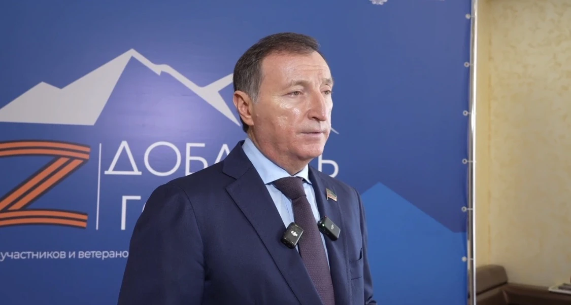 Заур Аскендеров высоко оценил значимость кадровой программы «Доблесть гор» для будущего республики. По его мнению, программа стала не просто образовательной площадкой, а важным инструментом интеграции ветеранов СВО в систему государственного управления.