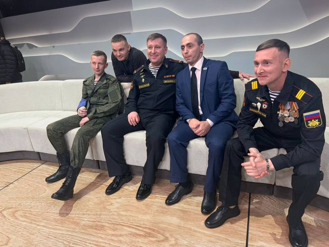 Легендарный морпех Айгум Ногаев стал главным героем передачи на Первом канале