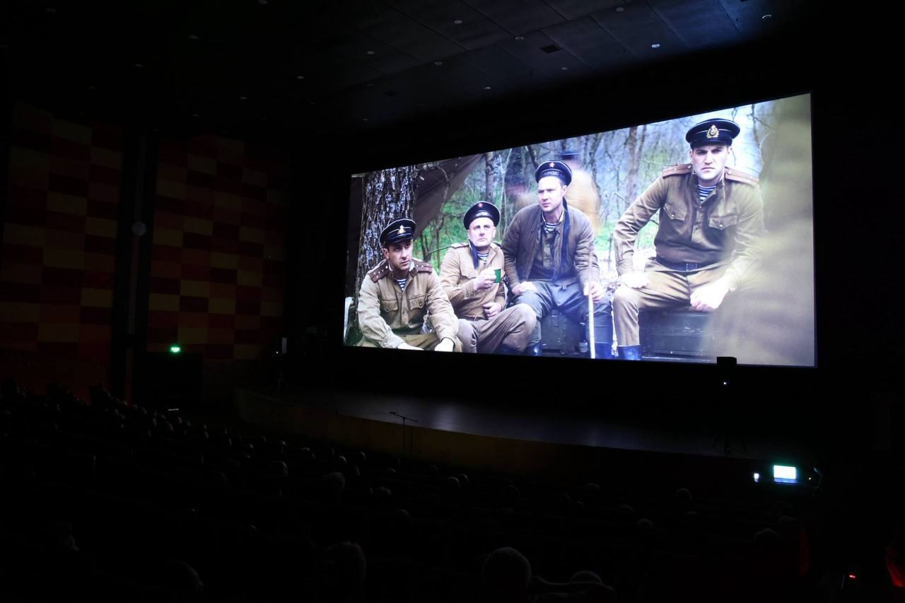 Участники региональной программы «Доблесть гор» приняли участие в премьере киноальманаха «Бессмертный полк»